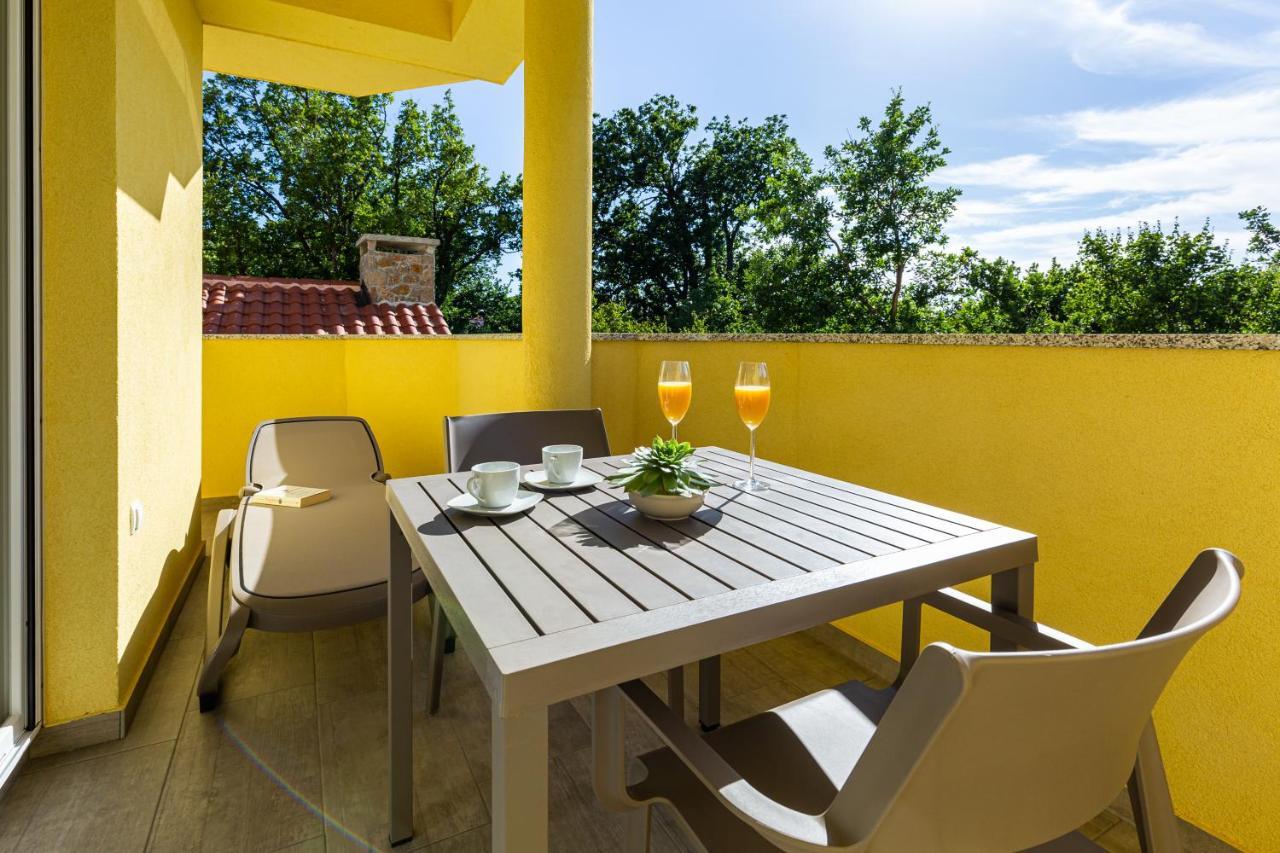 Green Point Paklenica Starigrad Paklenica Exterior photo